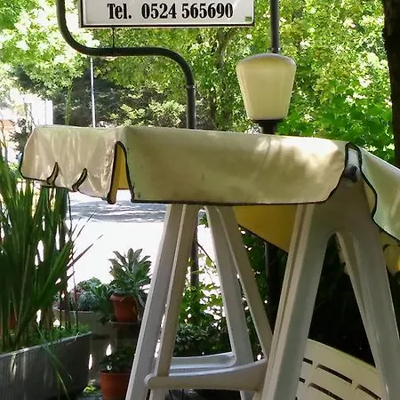 Ξενοδοχείο Jolanda